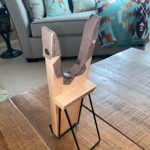 Load image into Gallery viewer, BOOT JACK: FLORAL